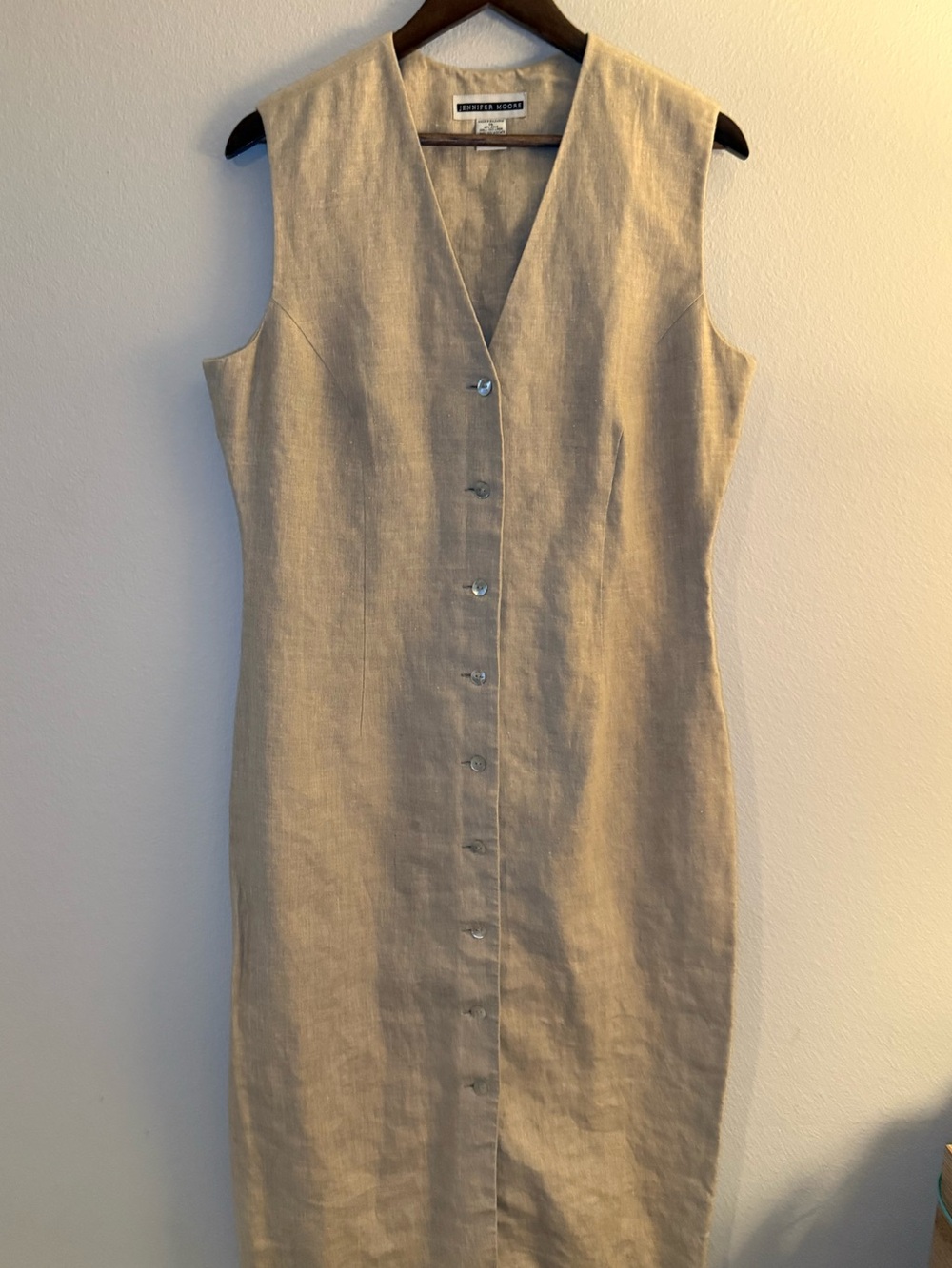 Jennifer Moore Sleeveless V-Neck Button-Front Linen Midi Dress in Beige